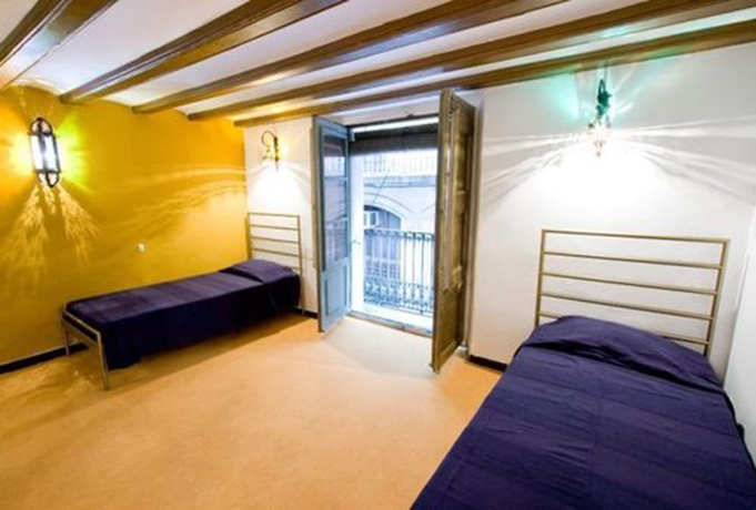 Imagen de la habitación del Hostel Serenity Gotic. Foto 17