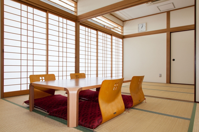 Imagen de la habitación del Hostel Shin-osaka Youth. Foto 9
