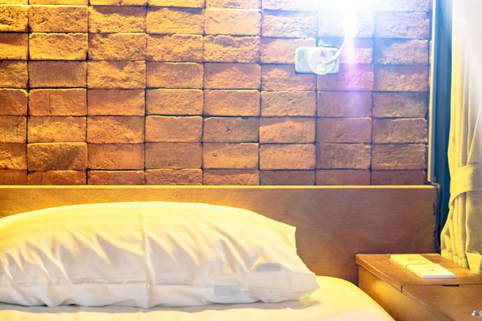 Imagen de los interiores del Hostel Siam Plug In. Foto 17