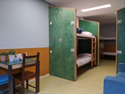 Imagen de la habitación del Hostel Simplon, Groninga. Foto 7