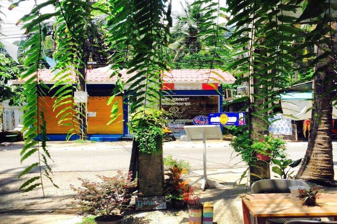 Imagen de los exteriores del Hostel Sleepy Owl. Foto 16