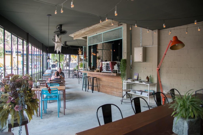 Imagen del bar/restaurante del Hostel Sleepy Owl. Foto 5