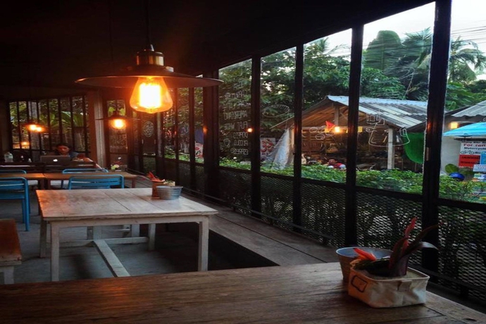 Imagen del bar/restaurante del Hostel Sleepy Owl. Foto 6