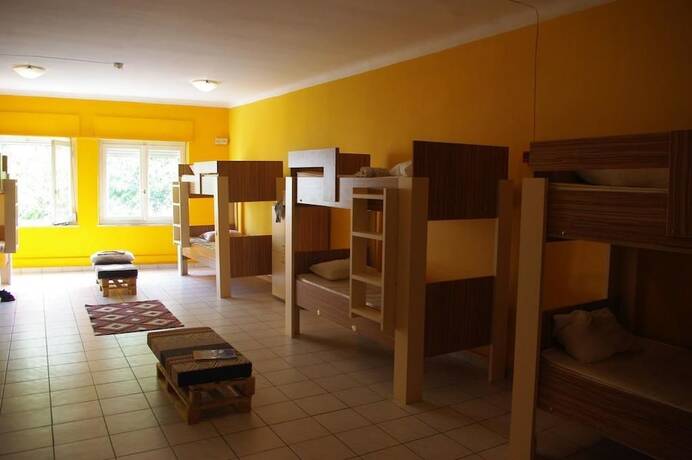 Imagen de la habitación del Hostel Small Funny World Athens -. Foto 22