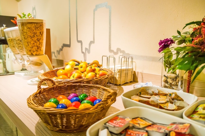 Imagen del bar/restaurante del Hostel Smart Stay - Munich City. Foto 4