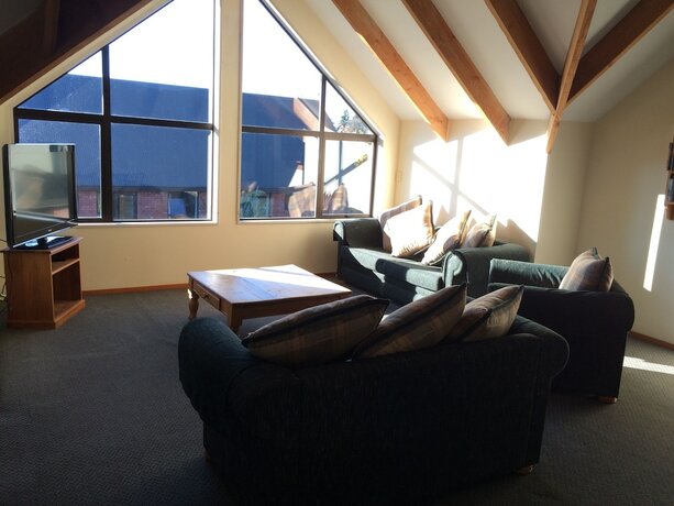 Imagen general del Hostel Snow Denn Lodge -. Foto 10