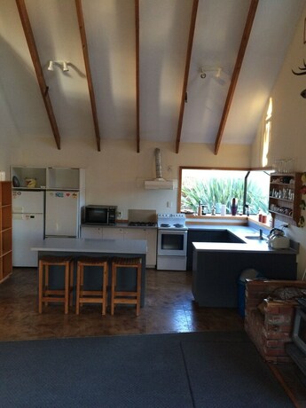 Imagen de los interiores del Hostel Snow Denn Lodge -. Foto 35