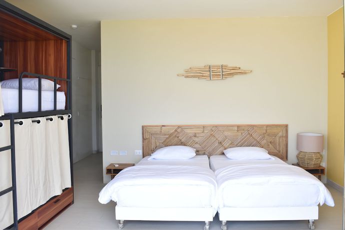 Imagen de la habitación del Hostel Socialtel Mancora. Foto 15