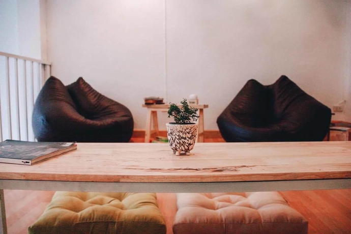Imagen de los interiores del Hostel Sook Caf&eacute; And. Foto 19