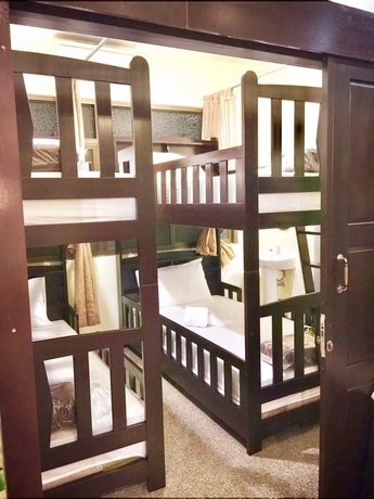 Imagen de la habitación del Hostel Srisomboon. Foto 6