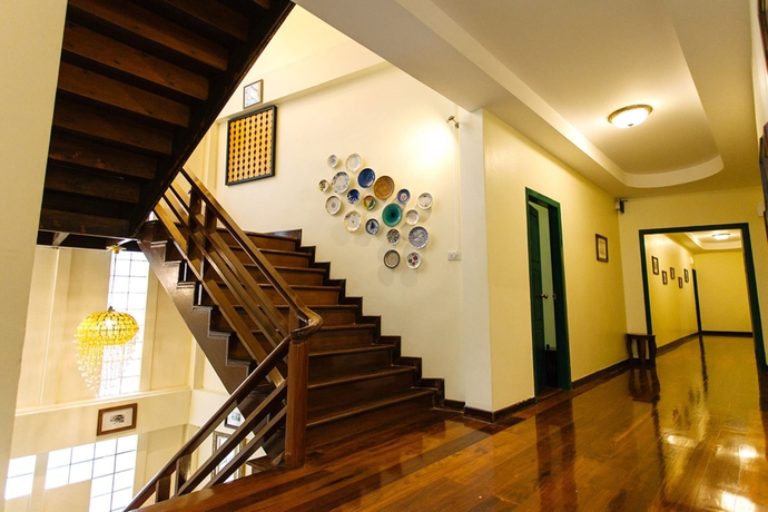 Imagen de los interiores del Hostel Srisomboon. Foto 19