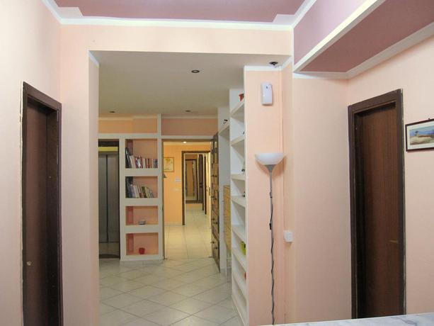 Imagen de los interiores del Hostel Star, Milán. Foto 8