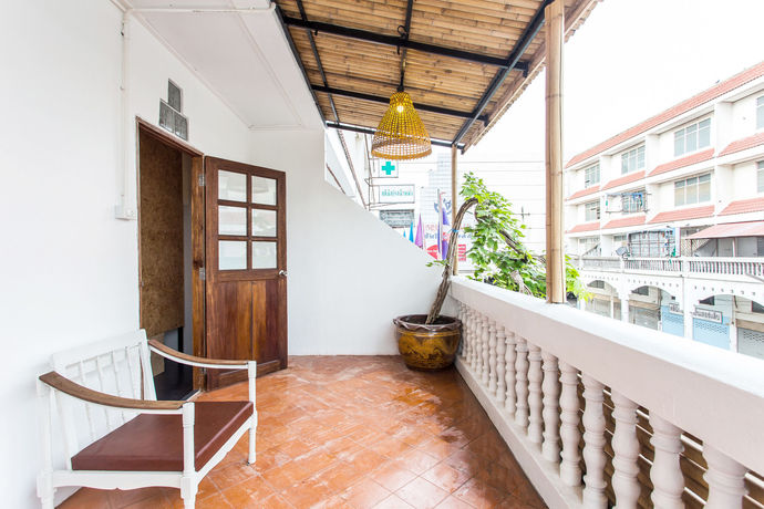 Imagen de los interiores del Hostel Stockhome Ayutthaya. Foto 12