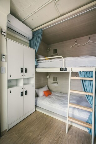 Imagen de la habitación del Hostel Stray Birds Taichung. Foto 4