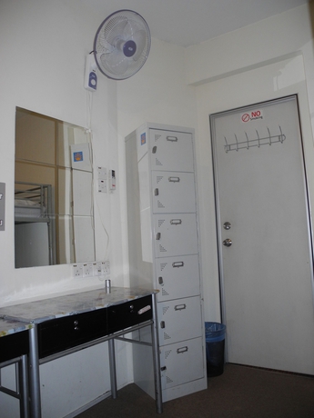Imagen de la habitación del Hostel Submarine Guest House Chinatown -. Foto 5