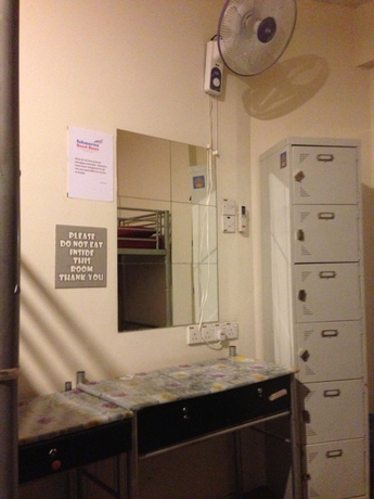 Imagen de la habitación del Hostel Submarine Guest House Chinatown -. Foto 9