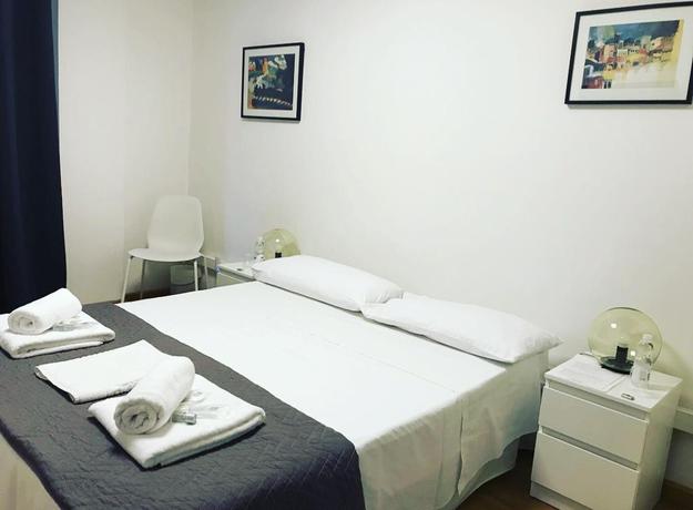 Imagen de la habitación del Hostel Suites Rooms Valencia. Foto 8