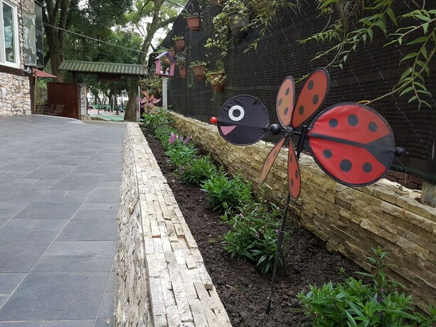Imagen de los exteriores del Hostel Sun Moon Heart. Foto 10