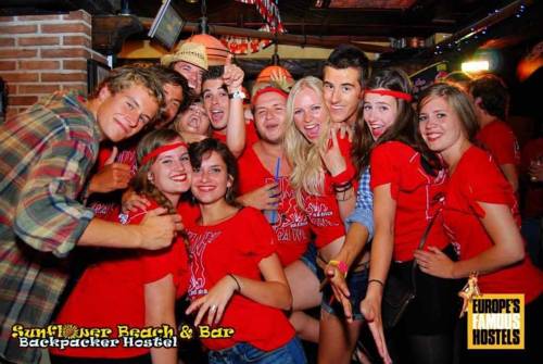 Imagen general del Hostel Sunflower Beach Backpacker. Foto 1