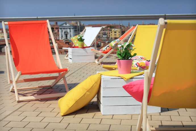 Imagen de los exteriores del Hostel Sunny Terrace. Foto 10