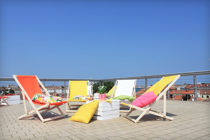 Imagen de los exteriores del Hostel Sunny Terrace. Foto 14