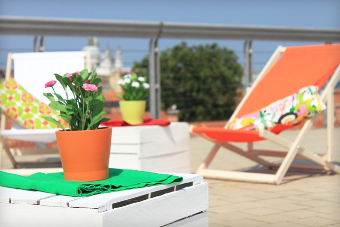 Imagen de los exteriores del Hostel Sunny Terrace. Foto 15