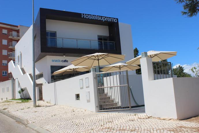 Imagen de los exteriores del Hostel Supremo. Foto 16