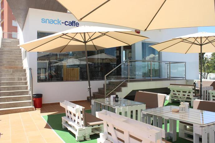 Imagen de los exteriores del Hostel Supremo. Foto 18