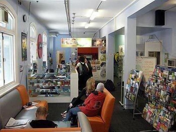 Imagen general del Hostel Surf 'n' Snow Backpackers -. Foto 9