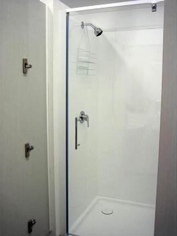 Imagen de la habitación del Hostel Surf 'n' Snow Backpackers -. Foto 17