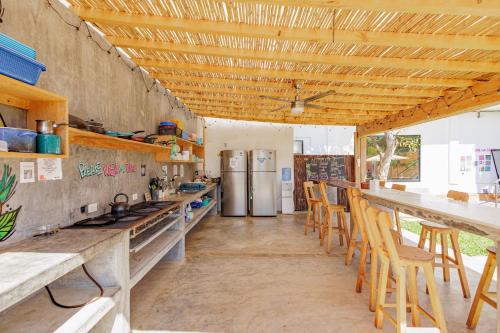 Imagen general del Hostel Surfnest. Foto 8