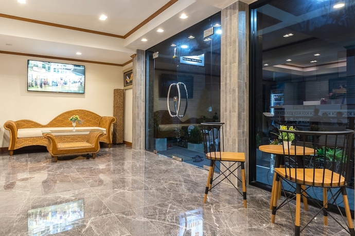 Imagen de los interiores del Hostel Suthep Home and. Foto 14