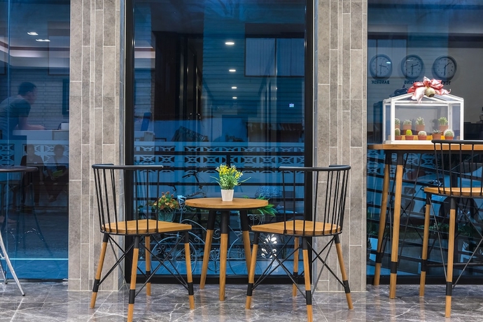 Imagen de los interiores del Hostel Suthep Home and. Foto 15