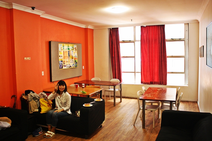 Imagen del bar/restaurante del Hostel Sydney Backpackers -. Foto 2