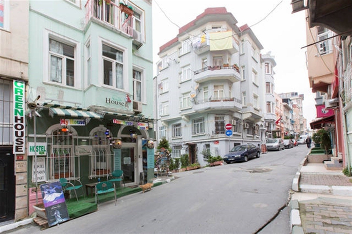 Imagen de los exteriores del Hostel Taksim Green House. Foto 11
