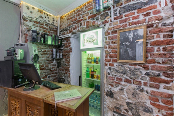 Imagen del bar/restaurante del Hostel Taksim Green House. Foto 2