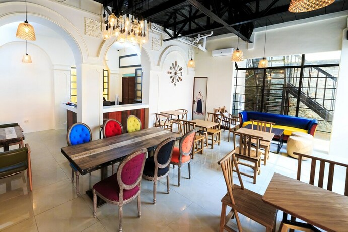 Imagen del bar/restaurante del Hostel Tambayan Capsule. Foto 11