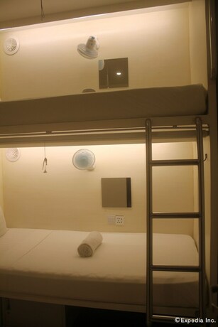 Imagen de la habitación del Hostel Tambayan Capsule. Foto 23