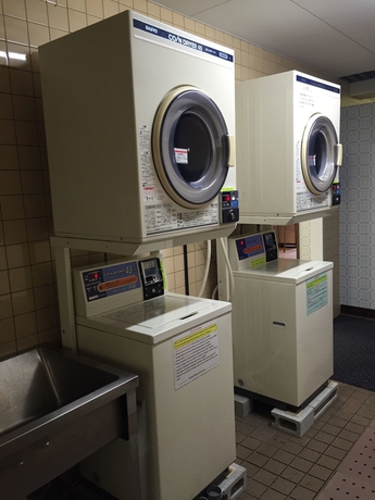 Imagen de los interiores del Hostel TandK Hostel Kobe Sannomiya East. Foto 17