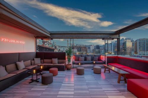 Imagen de los interiores del Hostel The Central House Istanbul Taksim, Estambul. Foto 10