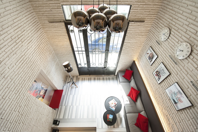 Imagen de los interiores del Hostel The Central House Istanbul Taksim. Foto 14