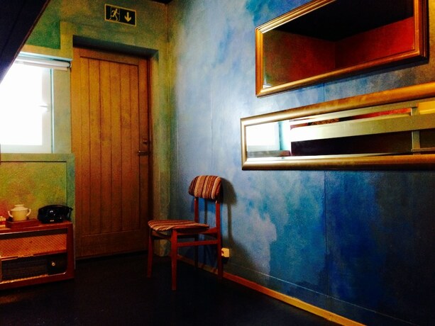 Imagen de la habitación del Hostel The Freezer and Culture Center. Foto 13