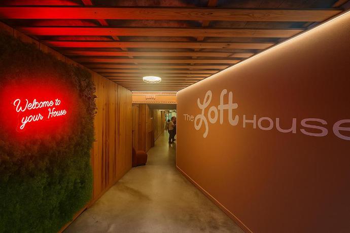 Imagen de los interiores del Hostel The Loft, Eixample. Foto 13