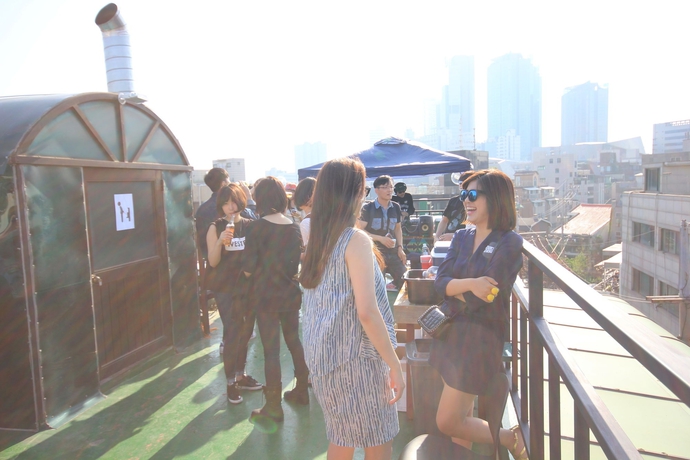 Imagen de los exteriores del Hostel The One, Seul. Foto 14