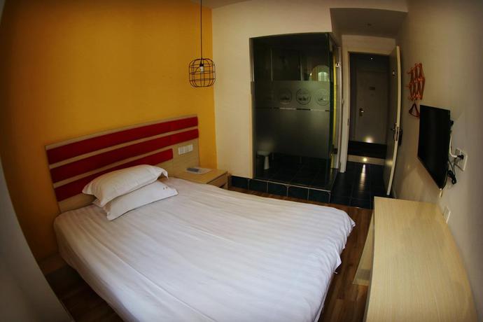 Imagen de la habitación del Hostel The Phoenix Shanghai. Foto 2
