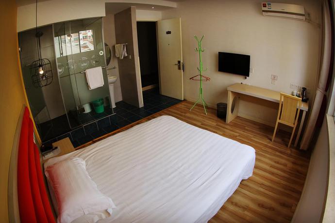 Imagen de la habitación del Hostel The Phoenix Shanghai. Foto 3