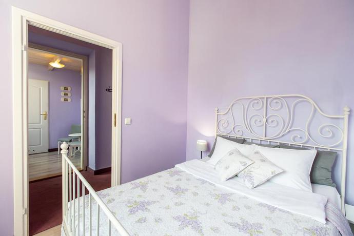 Imagen general del Hostel The Secret Garden & Apartaments. Foto 10