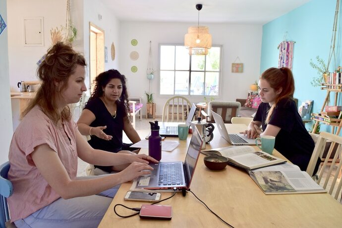 Imagen del bar/restaurante del Hostel The White Hill Guest House -. Foto 12