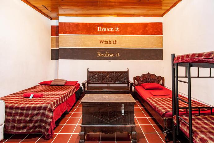 Imagen de la habitación del Hostel Theatre International. Foto 4