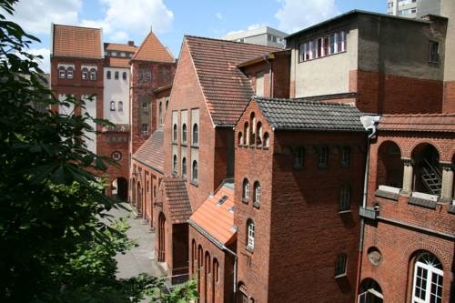 Imagen de los exteriores del Hostel Three Little Pigs Berlin. Foto 8